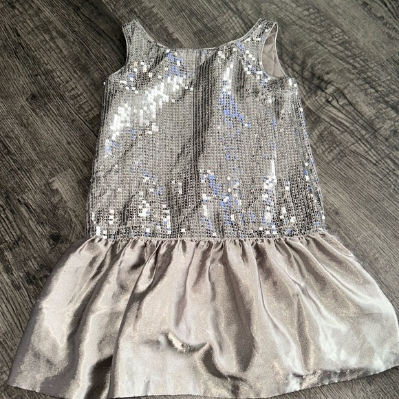 GapKids Silver Sequence Girl dress Sz 6/7 - Picture 1 of 6